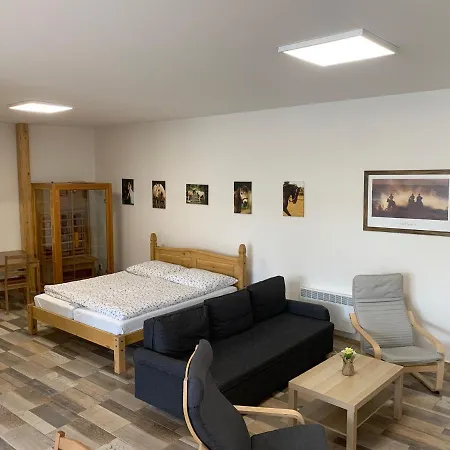 Apartmany Statek Bezdedice Hostomice Exterior photo