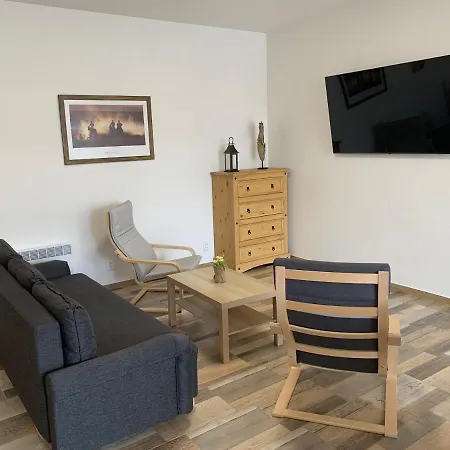 Apartmany Statek Bezdedice Hostomice Exterior photo