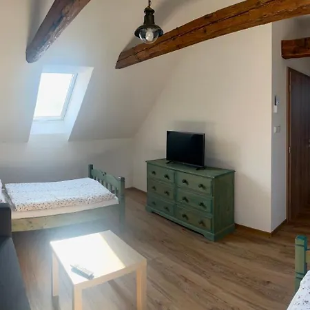 Apartmany Statek Bezdedice Hostomice Exterior photo